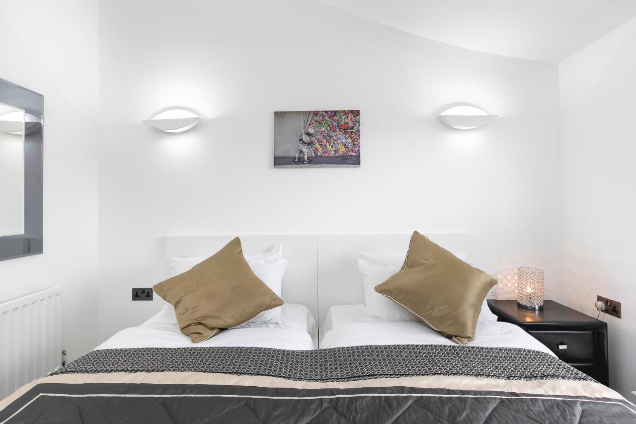 *** Luxury Duplex Penthouse *** Londra